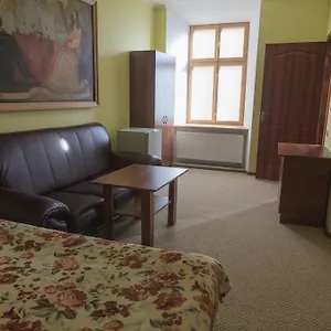 Hotel Elite, Leopoli